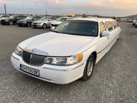Lincoln Town Car