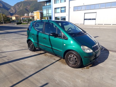 Mercedes-Benz A