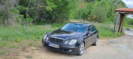 Mercedes-Benz E 320 3.2