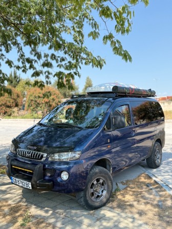 Hyundai H-1