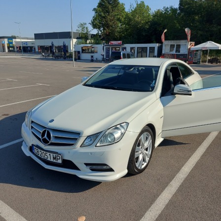 Mercedes-Benz E 220