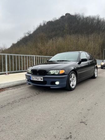 BMW 320