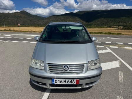 VW Sharan