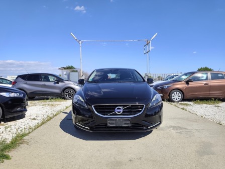Volvo V40 1.6,Нави