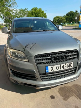 Audi Q7 3.0i