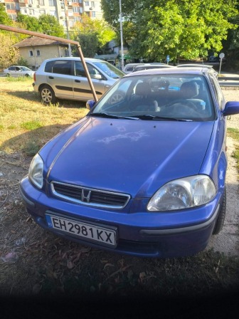 Honda Civic !.4 IS