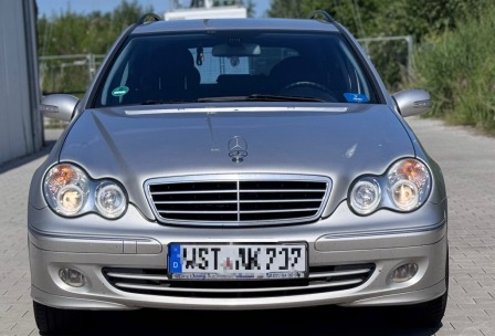 Mercedes-Benz C 220 2.2