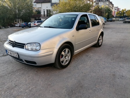 VW Golf