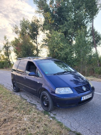 VW Sharan 1.9 116коня