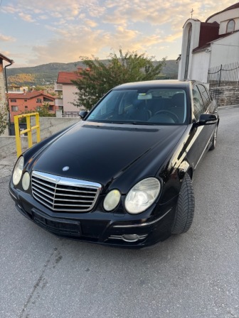 Mercedes-Benz E