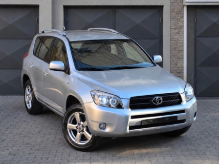 Toyota RAV 4 D4-D/CROSSOVER