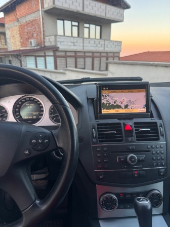 Mercedes-Benz C