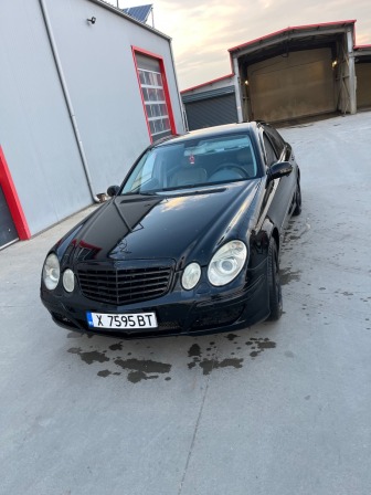 Mercedes-Benz E