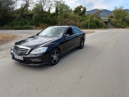 Mercedes-Benz 320 32
