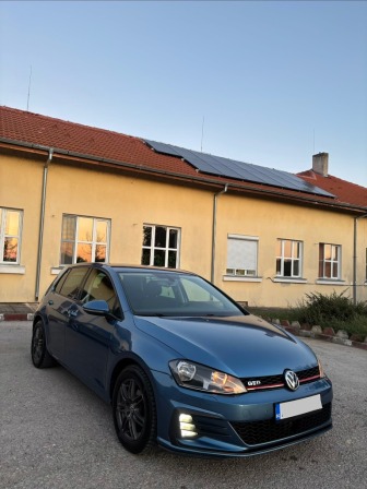 VW Golf