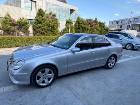 Mercedes-Benz E