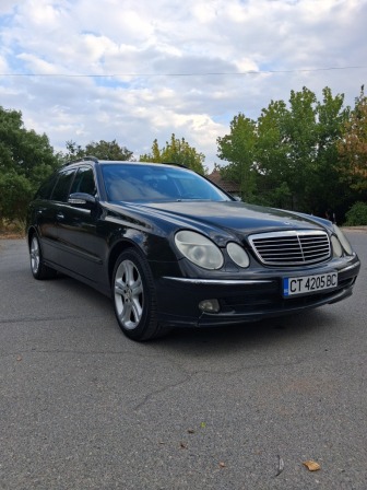 Mercedes-Benz E