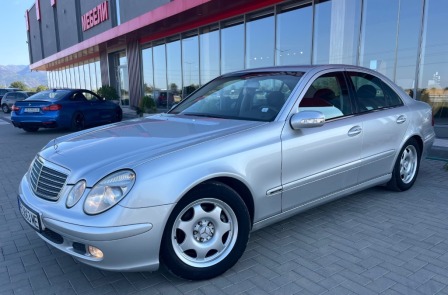Mercedes-Benz E