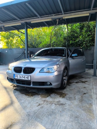 BMW 525