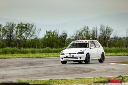 Peugeot 106
