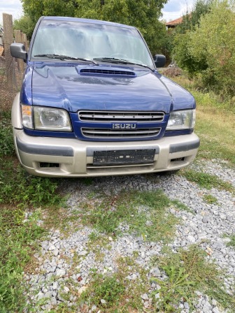 Isuzu Trooper