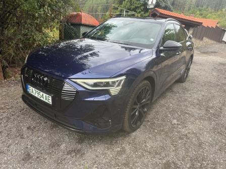 Audi E-tron