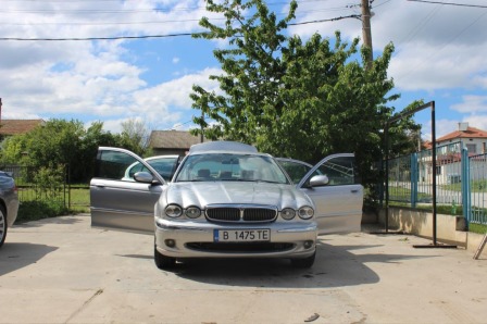 Jaguar X