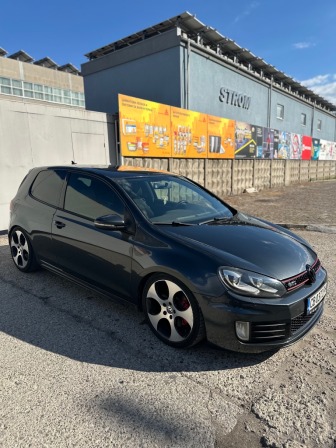 VW Golf