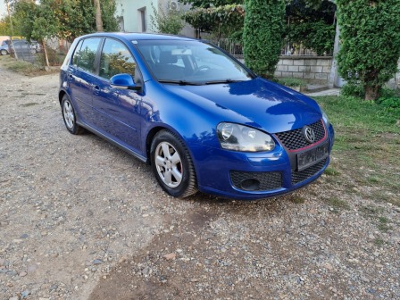 VW Golf