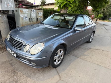 Mercedes-Benz E