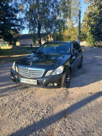 Mercedes-Benz E