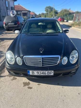 Mercedes-Benz E