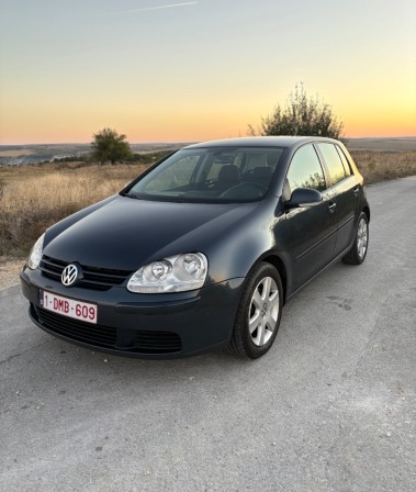 VW Golf