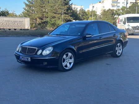 Mercedes-Benz E