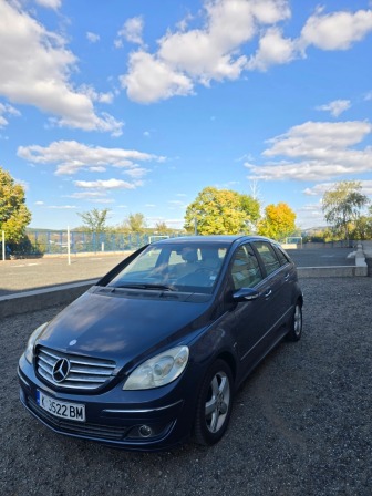 Mercedes-Benz B