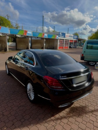 Mercedes-Benz C 220