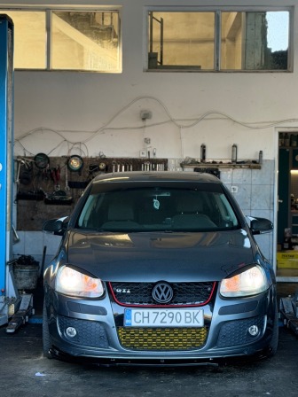 VW Golf