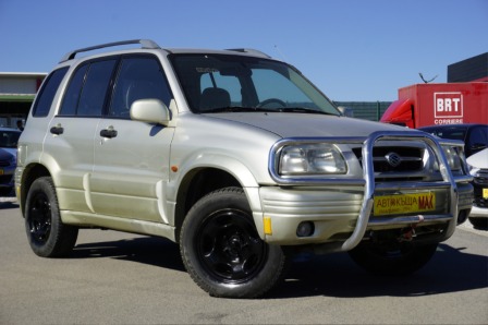 Suzuki Grand