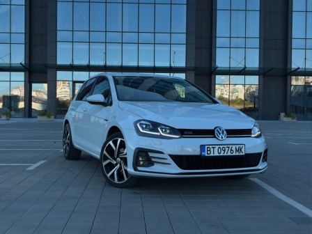 VW Golf