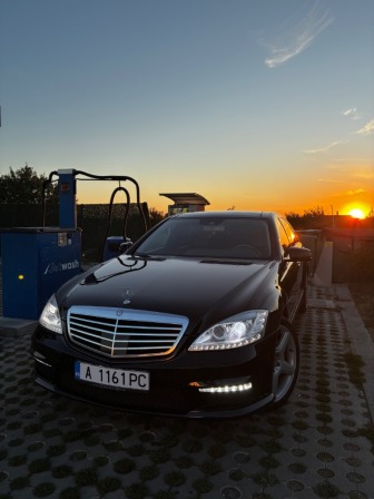 Mercedes-Benz S