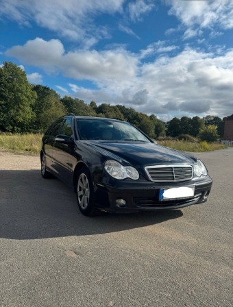 Mercedes-Benz C