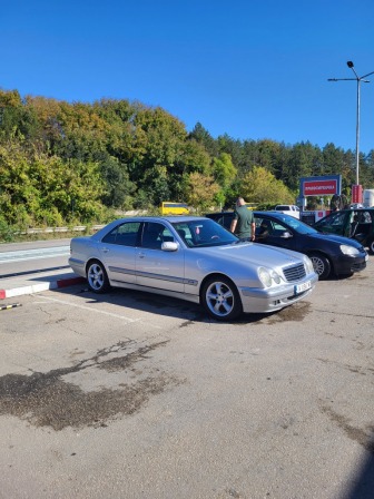 Mercedes-Benz E 220 2.2 CDI