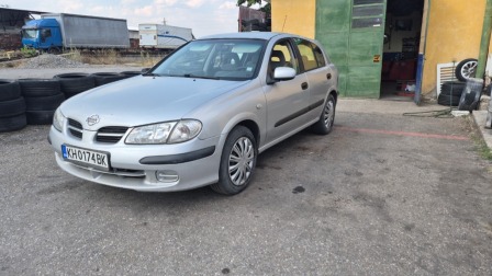Nissan Almera