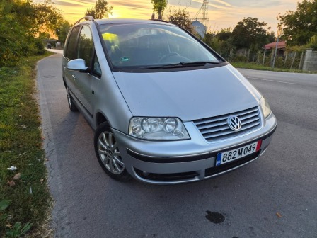 VW Sharan