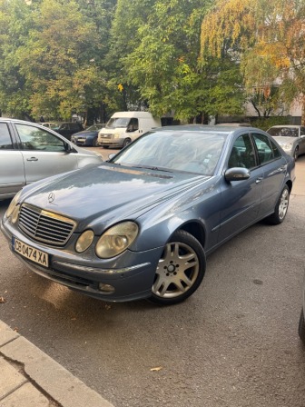 Mercedes-Benz E