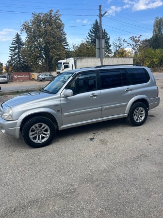 Suzuki Grand