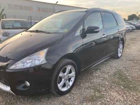 Mitsubishi Grandis