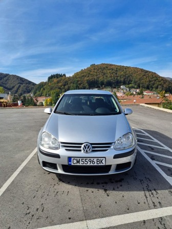 VW Golf