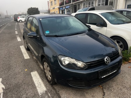VW Golf