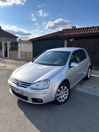 VW Golf
